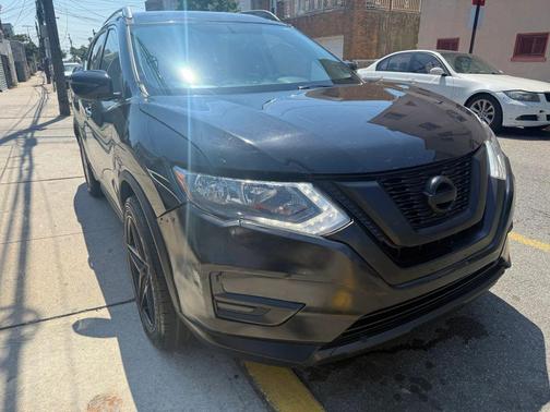 Magnetic Black 2017 Nissan Rogue SV