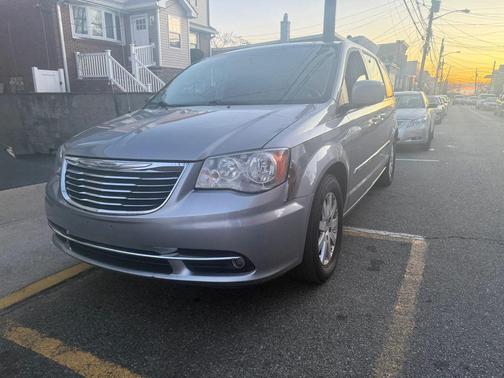 2015 Chrysler Town & Country Touring