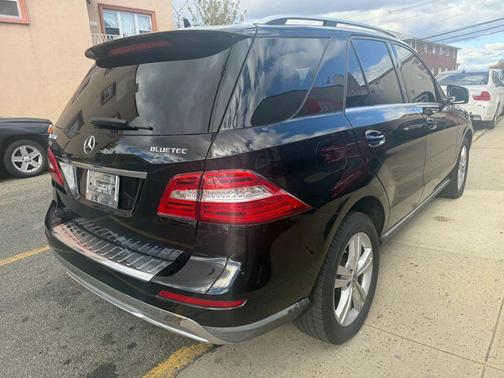2013 Mercedes-Benz M-Class 4MATIC
