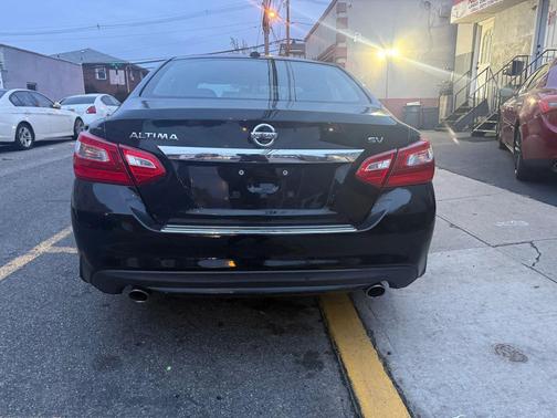2016 Nissan Altima 2.5 SV