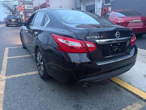 2016 Nissan Altima 2.5 SV