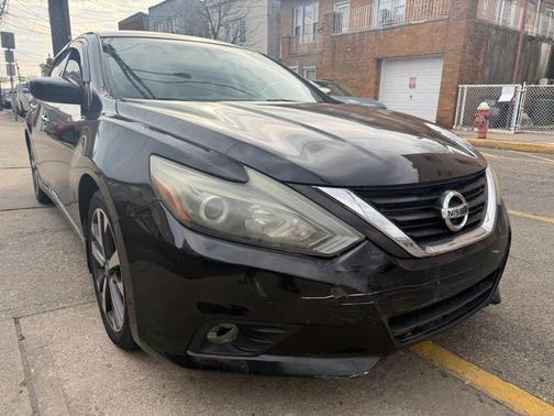 2016 Nissan Altima 2.5 SR