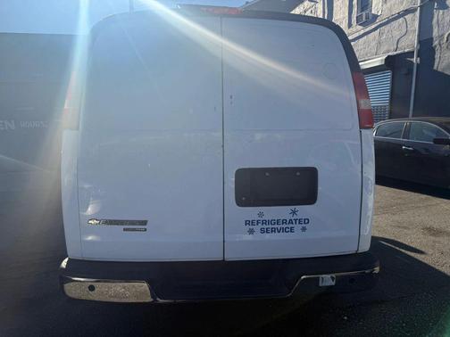 2016 Chevrolet Express 3500 Diesel