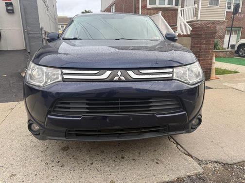 2014 Mitsubishi Outlander SE