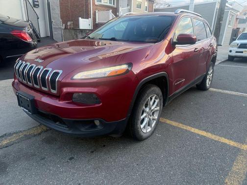 2017 Jeep Cherokee Sport