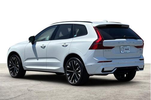 2026 Volvo XC60 Ultra