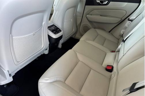 2026 Volvo XC60 Ultra