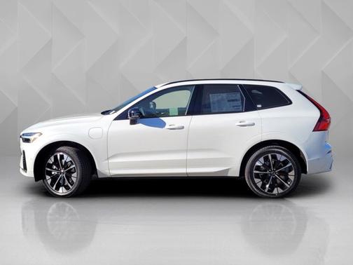 Crystal White 2026 Volvo XC60 Plug-In Hybrid Plus
