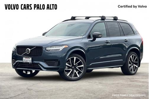 2023 Volvo XC90 Recharge Plug-In Hybrid Ultimate Dark Theme