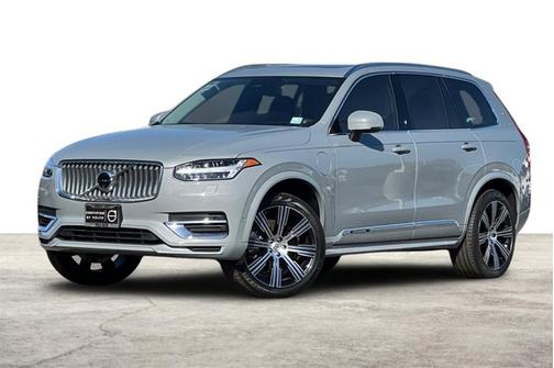 2024 Volvo XC90 Recharge Plug-In Hybrid Ultimate Bright Theme