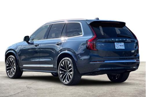 2026 Volvo XC90 Plus