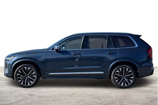 2026 Volvo XC90 Plus