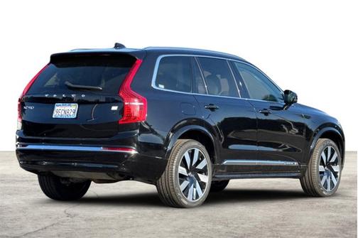 2023 Volvo XC90 Recharge Plug-In Hybrid Ultimate