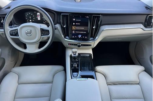 2022 Volvo S60 Recharge Plug-In Hybrid Inscription