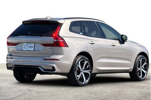2025 Volvo XC60 Ultra
