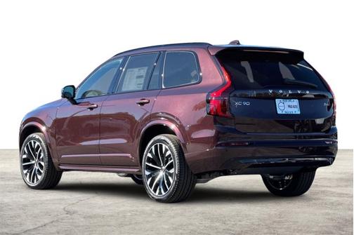 2026 Volvo XC90 Ultra Dark Theme