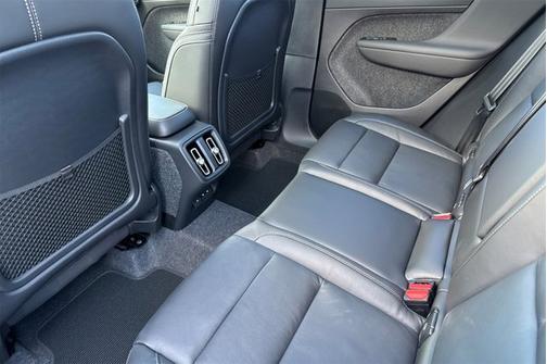 2025 Volvo XC40 Plus Dark Theme