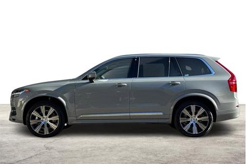 2025 Volvo XC90 Plus