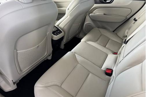 2026 Volvo XC60 Ultra