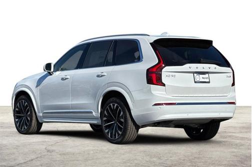 Crystal White Pearl 2026 Volvo XC90 Plus