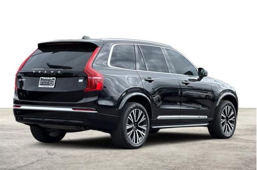 2023 Volvo XC90 Recharge Plug-In Hybrid Plus Bright Theme