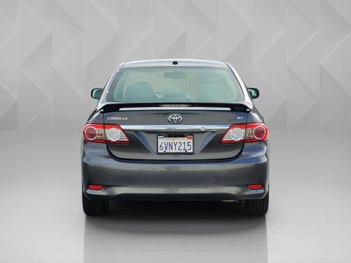 2012 Toyota Corolla LE