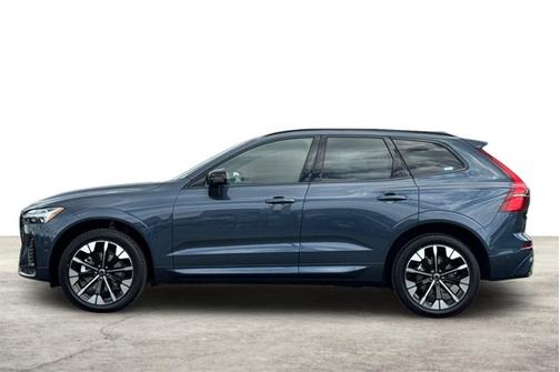 2026 Volvo XC60 Plus
