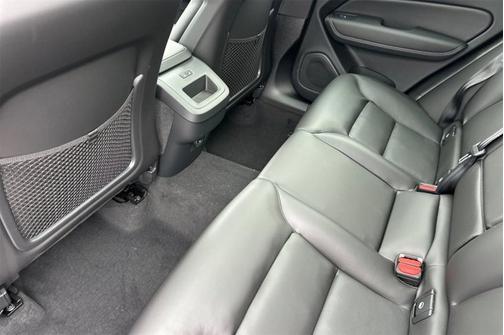 2025 Volvo XC60 Core