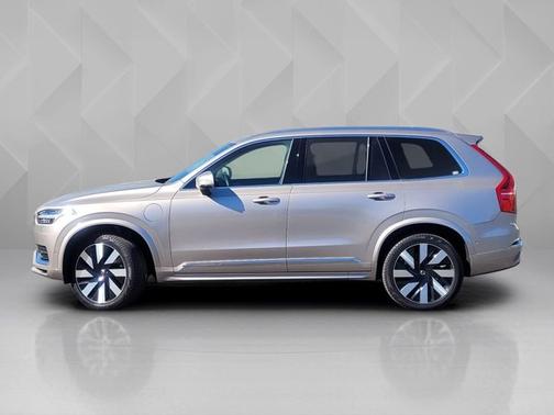 Bright Dusk Metallic 2023 Volvo XC90 Recharge Plug-In Hybrid Ultimate