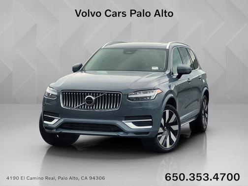 2023 Volvo XC90 Recharge Plug-In Hybrid Ultimate Bright Theme