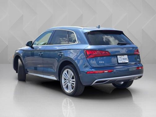 Utopia Blue Metallic 2018 Audi Q5 2.0T Prestige