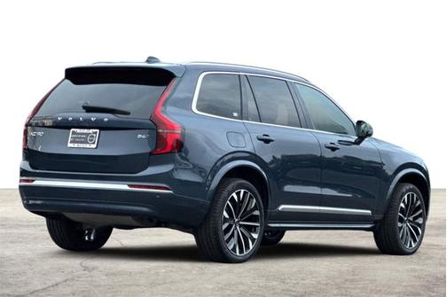 2025 Volvo XC90 Plus
