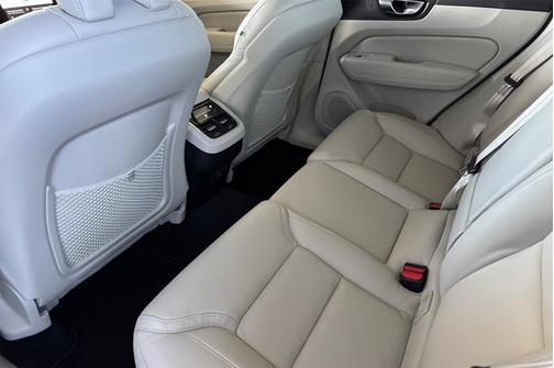 2026 Volvo XC60 Ultra