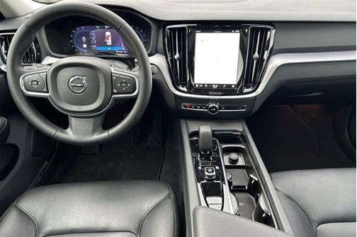 2025 Volvo S60 Core