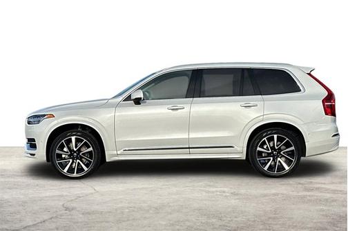 2025 Volvo XC90 Plus