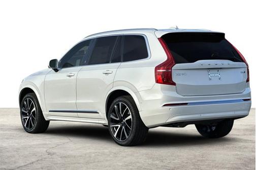 2025 Volvo XC90 Plus