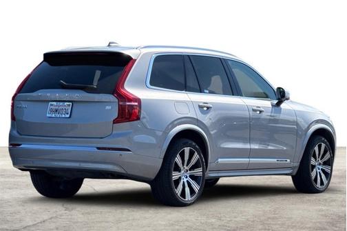 2024 Volvo XC90 Recharge Plug-In Hybrid Plus Bright Theme