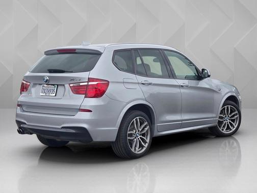 Glacier Silver Metallic 2017 BMW X3 sDrive28i