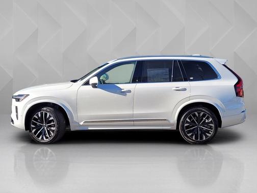 Crystal White Pearl 2026 Volvo XC90 Plus