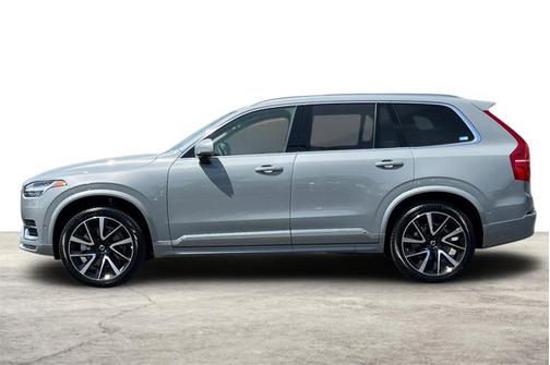 2025 Volvo XC90 Plus