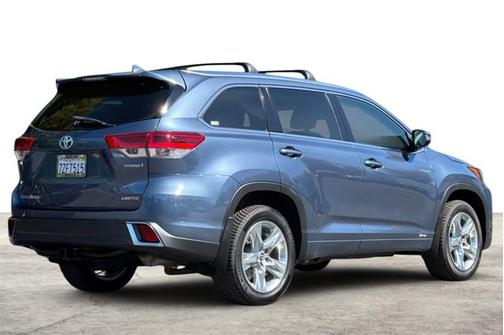 2017 Toyota Highlander Limited Platinum