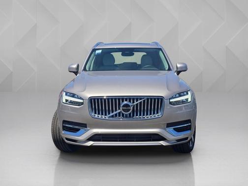 Bright Dusk Metallic 2024 Volvo XC90 Recharge Plug-In Hybrid Plus Bright Theme