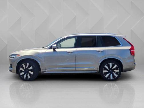 Bright Dusk Metallic 2024 Volvo XC90 Recharge Plug-In Hybrid Plus Bright Theme