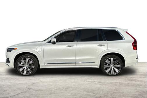 2025 Volvo XC90 Plug-In Hybrid Ultra