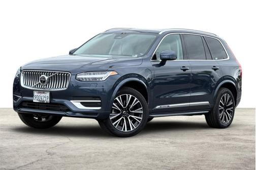 2023 Volvo XC90 Recharge Plug-In Hybrid Plus Bright Theme