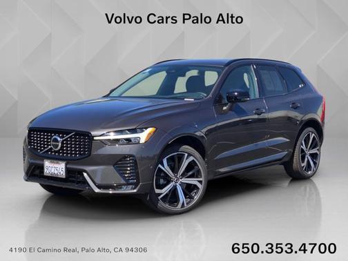 Platinum Gray Metallic 2023 Volvo XC60 Ultimate Dark Theme