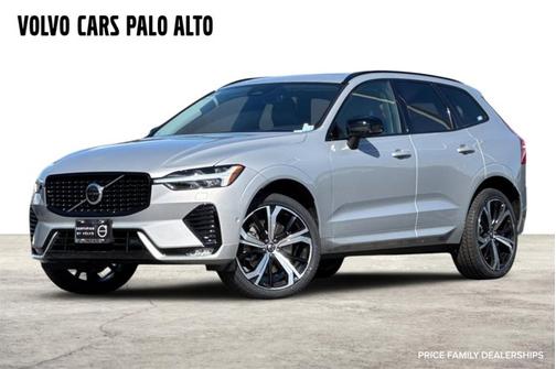 2023 Volvo XC60 Ultimate Dark Theme