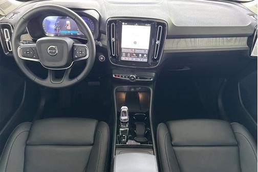 2026 Volvo XC40 Plus