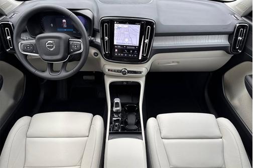 2026 Volvo XC40 Plus