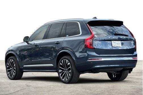 2026 Volvo XC90 Plus